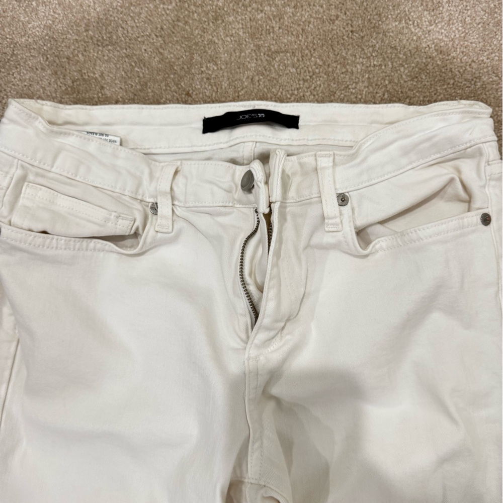 Joe's Jeans Classic White Denim, size 30 - Picture 2 of 8